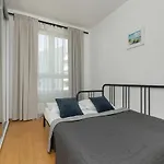 Business Apartment Pkp Aleje Jerozolimskie By Noclegi Renters