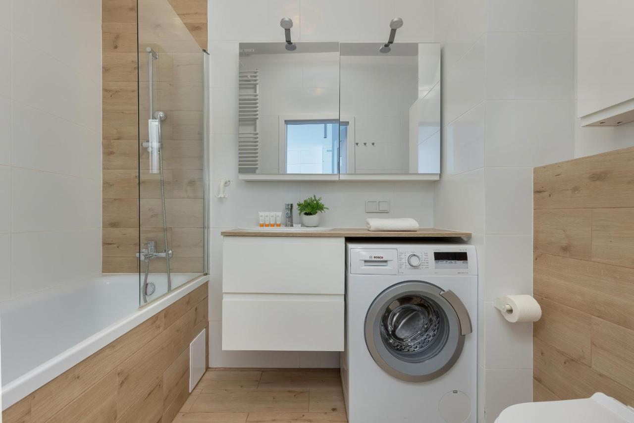 Business Pkp Aleje Jerozolimskie By Renters Apartament Warszawa