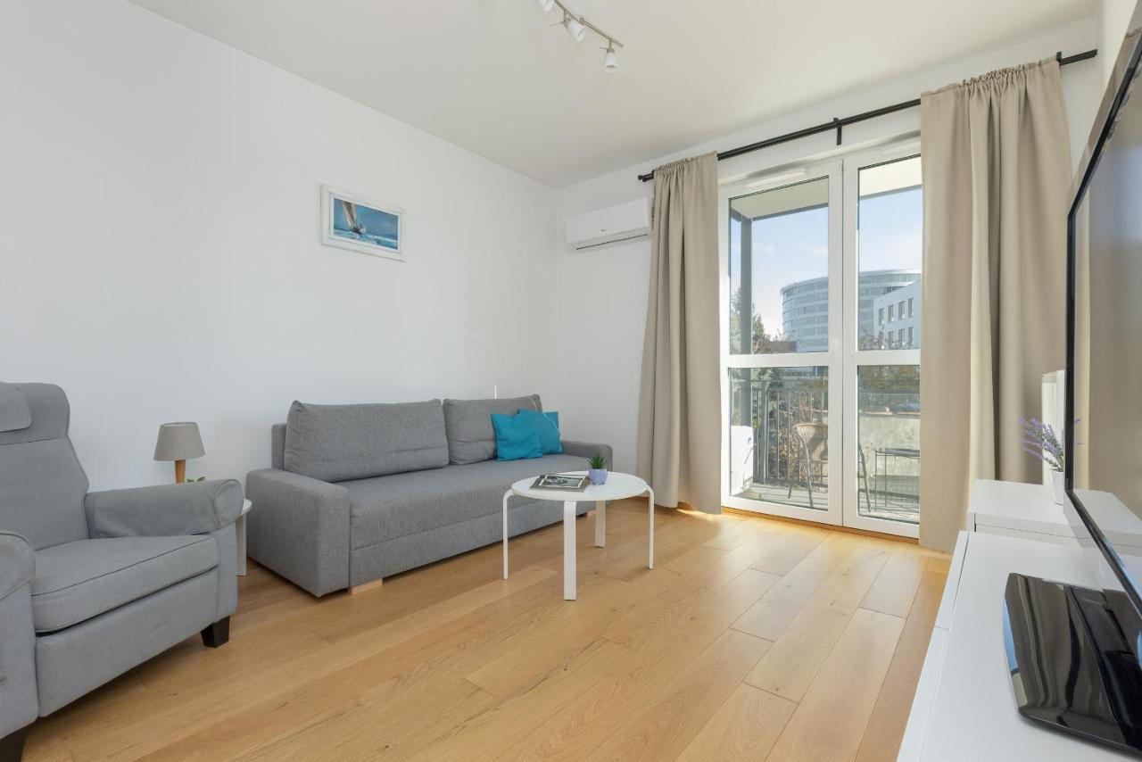 Apartament Business Pkp Aleje Jerozolimskie By Renters Warszawa