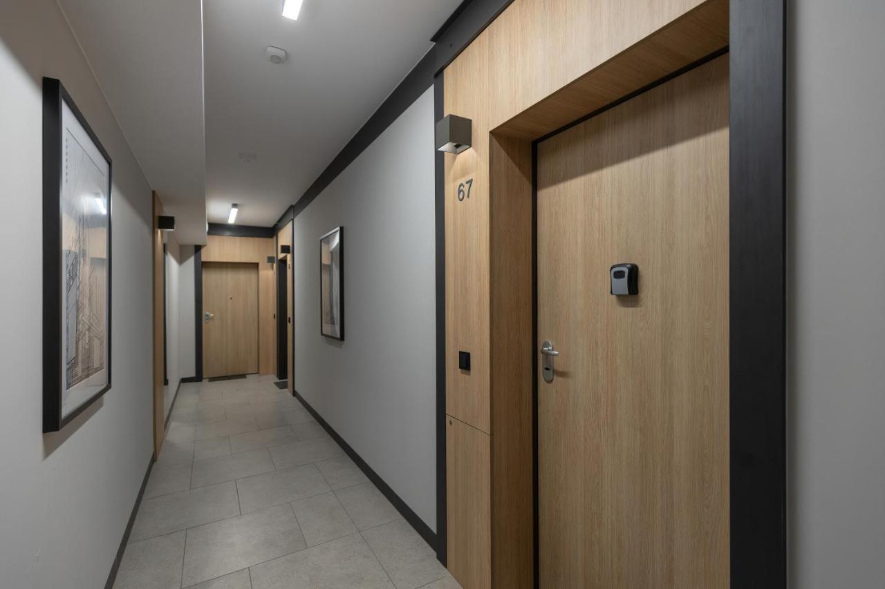 Business Pkp Aleje Jerozolimskie By Renters * Warszawa