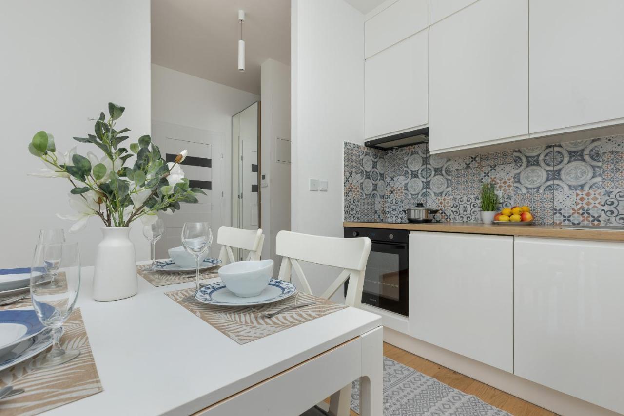Business Pkp Aleje Jerozolimskie By Renters Apartament *